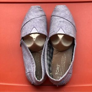 Tom’s classic shoes size 6 Womens